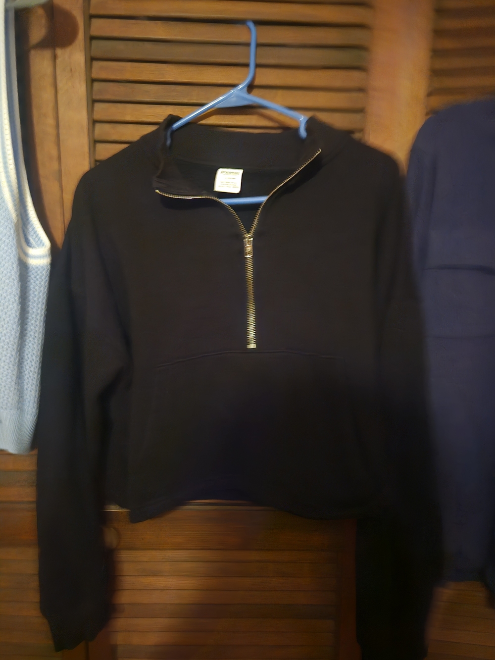 Victoria's Secret Black Half-Zip Pullover Hoodie Size Large Crop